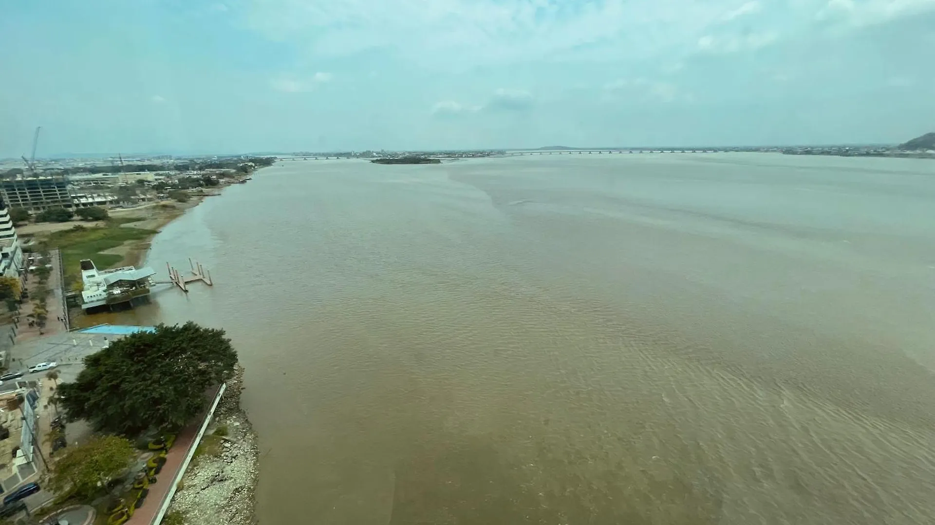 Apartamento Gallery Suite En Riverfront Puerto Santa Ana Guayaquil